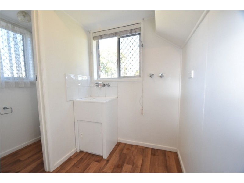 1/88 Anzac Avenue, Newtown QLD 4350