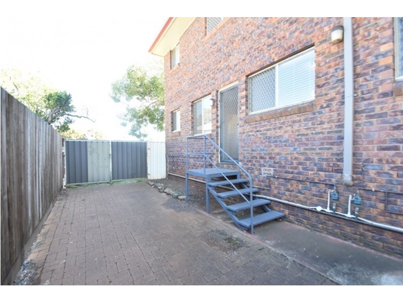 1/88 Anzac Avenue, Newtown QLD 4350