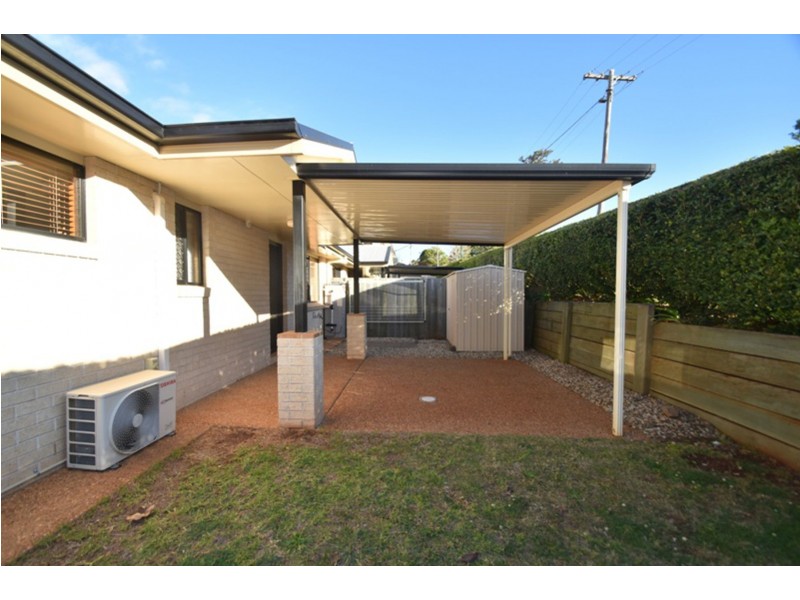 5/2 Garde Street, Centenary Heights QLD 4350