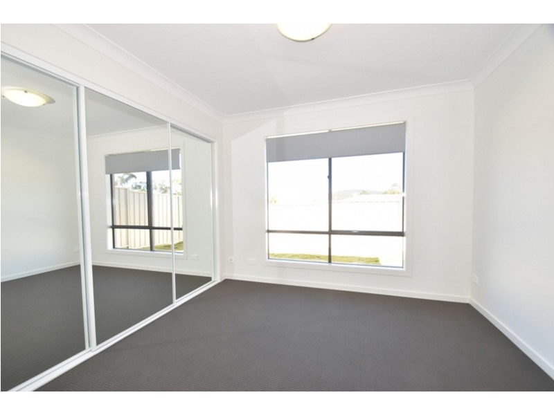 1/4 Minnett Street, Glenvale QLD 4350