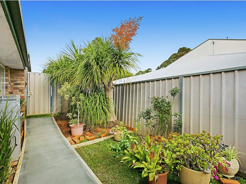 10/19A Gladstone Street, Newtown QLD 4350