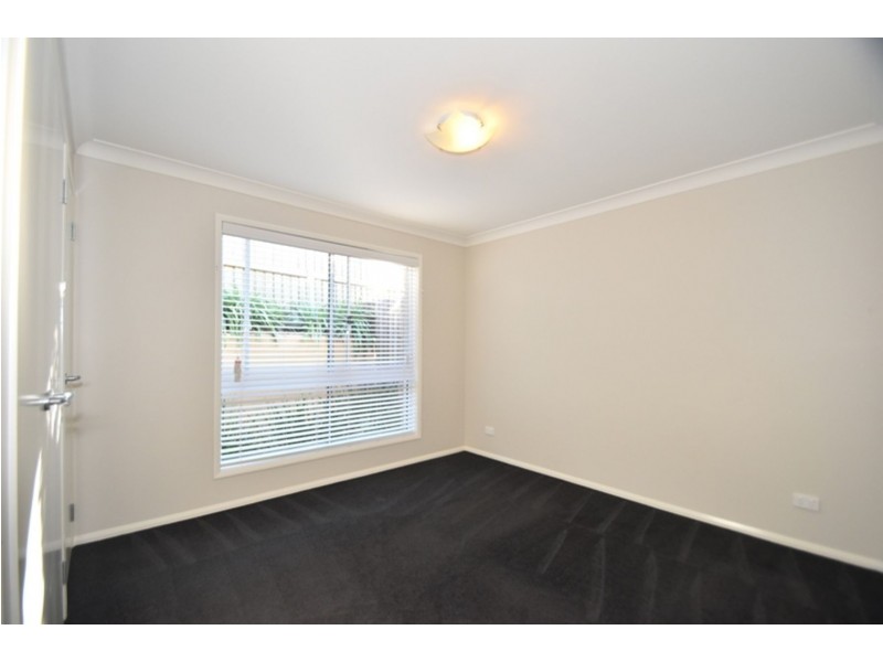 2/5 Nabiac Close, Kearneys Spring QLD 4350