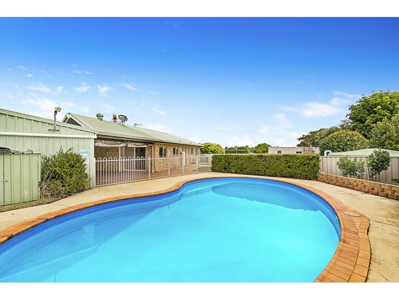 20 Handley Drive, Westbrook QLD 4350