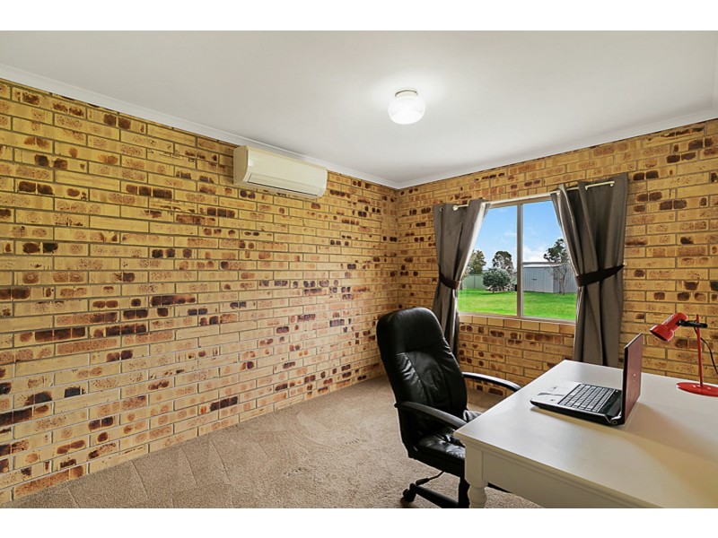 20 Handley Drive, Westbrook QLD 4350