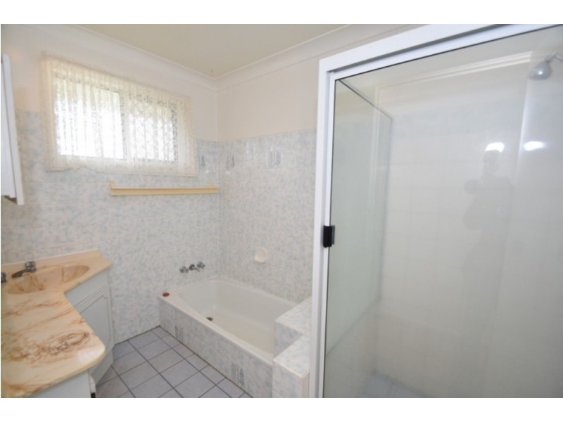 2 Diosma Street, Centenary Heights QLD 4350