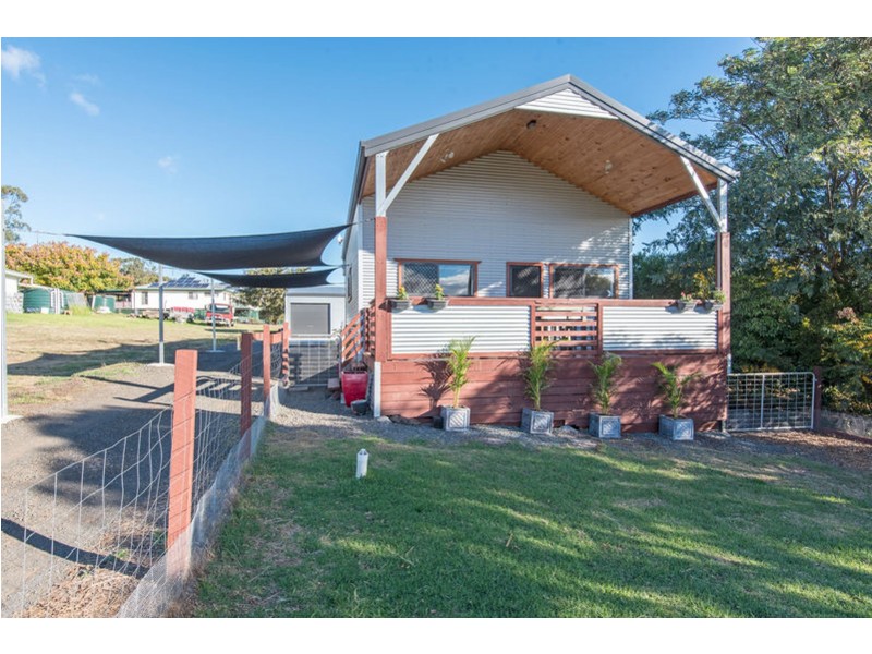 17 Forsyth Street, Greenmount QLD 4359