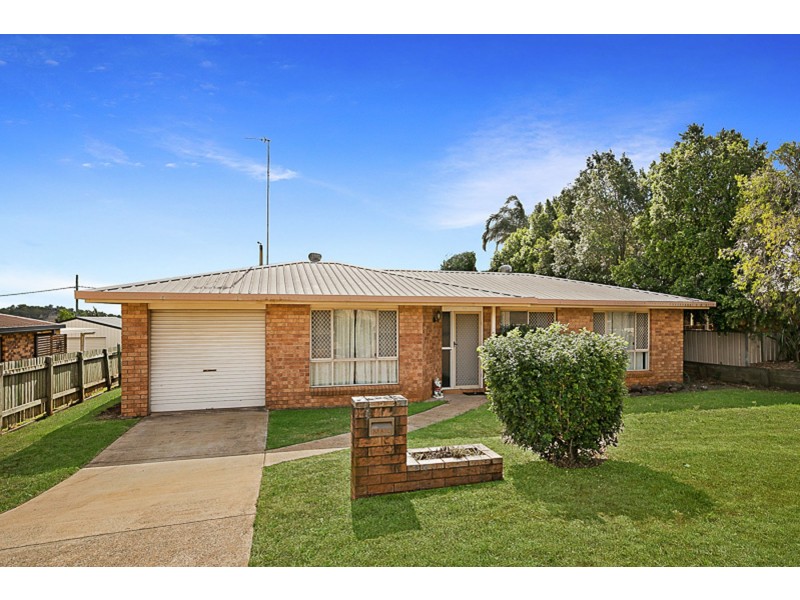 11 Kurrajong Street, Newtown QLD 4350