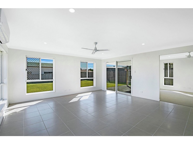 14 Templeton Court, Westbrook QLD 4350