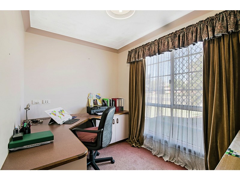 7 Pixie Drive, Kearneys Spring QLD 4350