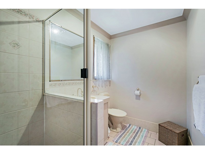 7 Pixie Drive, Kearneys Spring QLD 4350