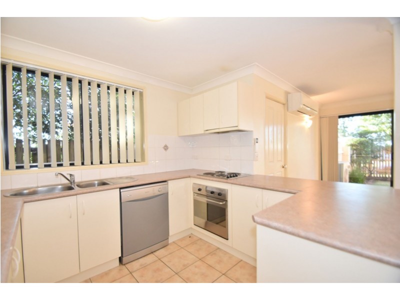 2/4 Scott Street, East Toowoomba QLD 4350