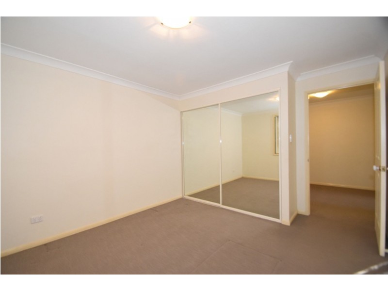 2/4 Scott Street, East Toowoomba QLD 4350
