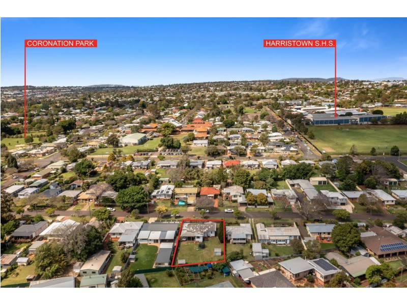 19 Dunne Street, Harristown QLD 4350