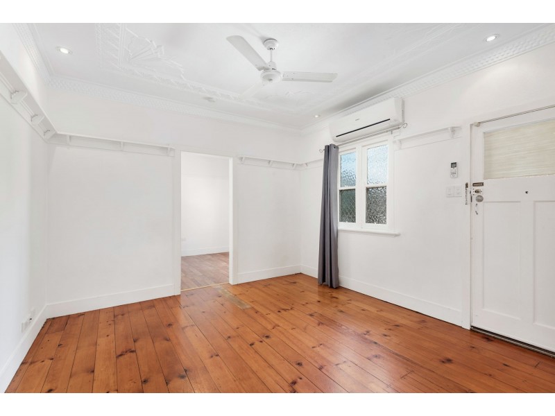 249 West Street, Harristown QLD 4350
