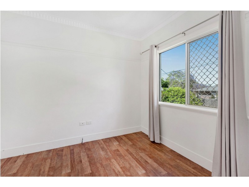 249 West Street, Harristown QLD 4350