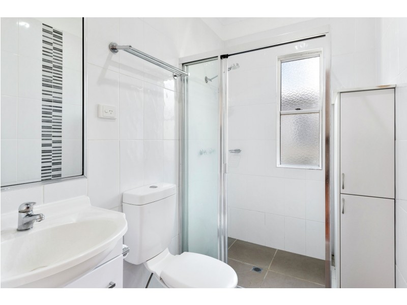 249 West Street, Harristown QLD 4350