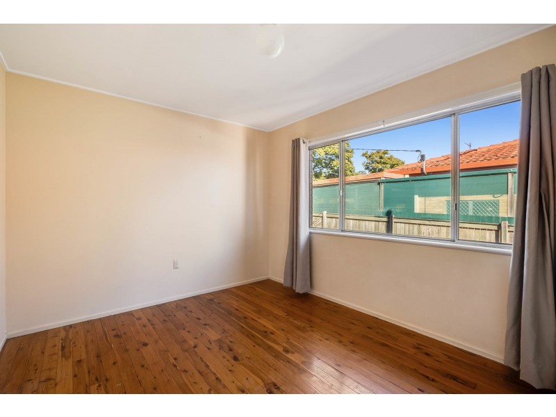 9 Farr Street, Kearneys Spring QLD 4350