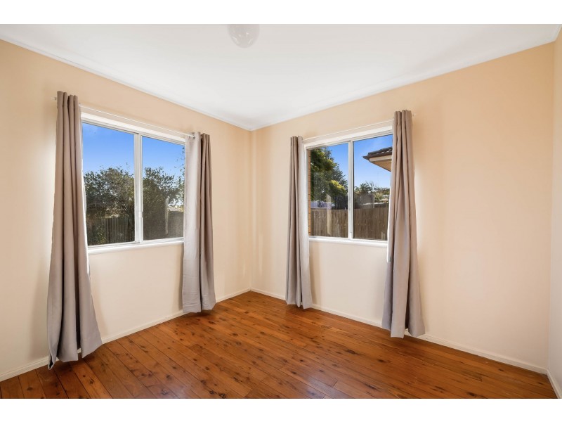 9 Farr Street, Kearneys Spring QLD 4350