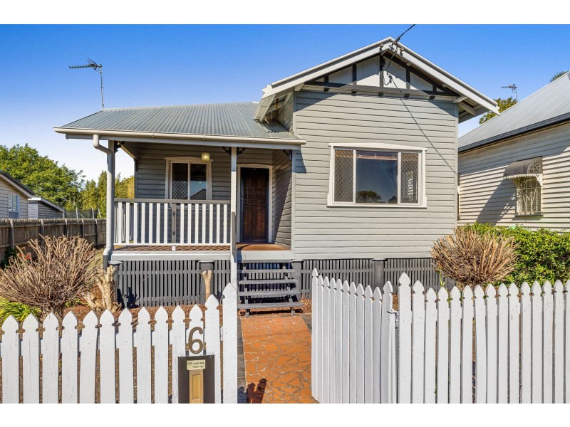 6 Peardon Street, South Toowoomba QLD 4350