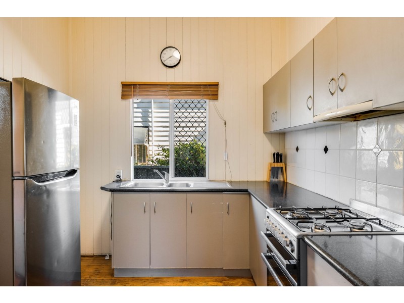 6 Peardon Street, South Toowoomba QLD 4350