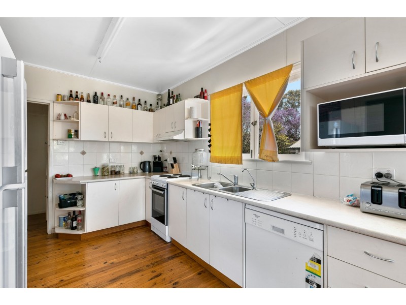 7 Dodd Street, Newtown QLD 4350