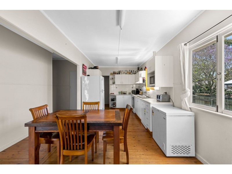 7 Dodd Street, Newtown QLD 4350