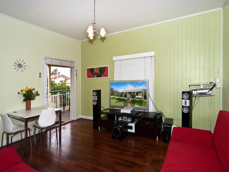 16 Gentle Street, North Toowoomba QLD 4350