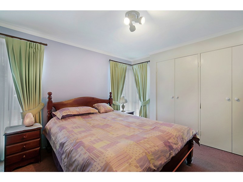 4 Glen Crescent, Highfields QLD 4352