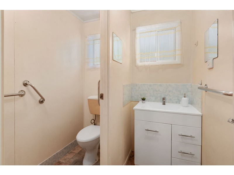 2/64 Campbell Street, East Toowoomba QLD 4350