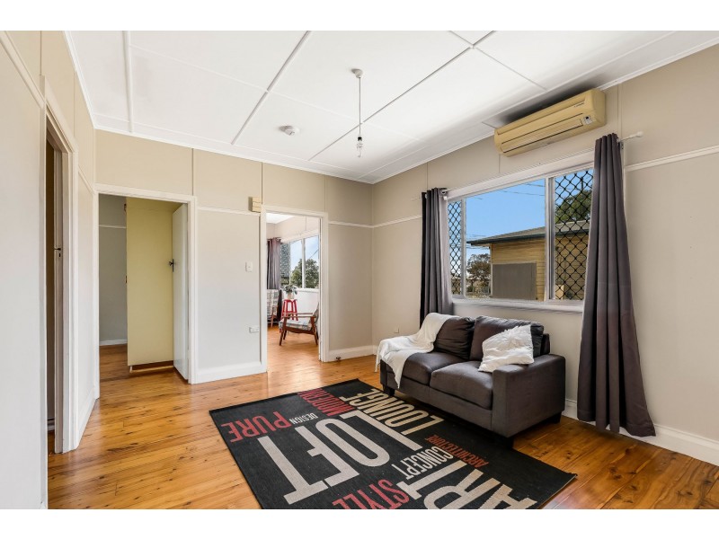 14 Weetwood Street, Newtown QLD 4350