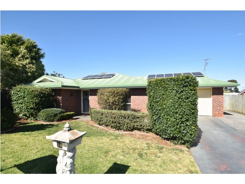 16 Stoneyhurst Court, Glenvale QLD 4350