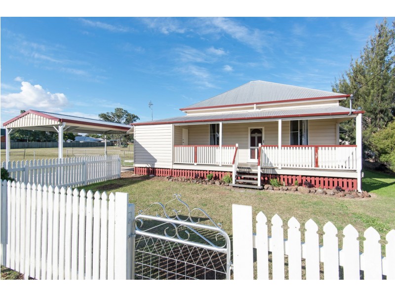 32 John Street, Goombungee QLD 4354