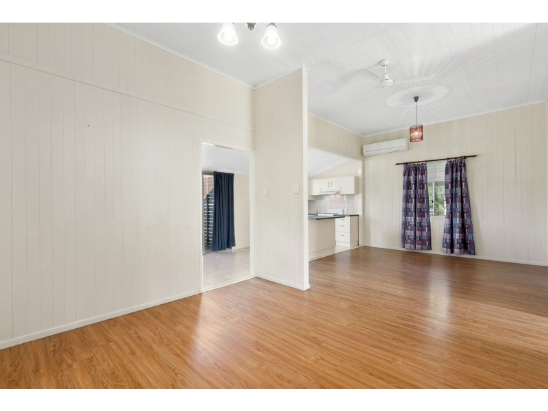 32 John Street, Goombungee QLD 4354