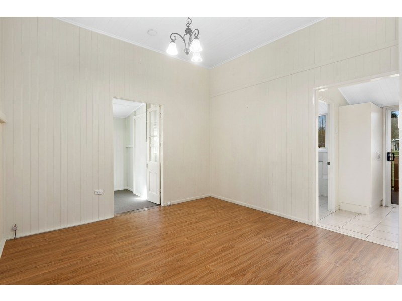 32 John Street, Goombungee QLD 4354