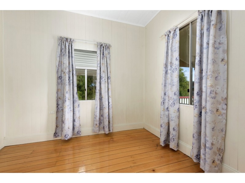 32 John Street, Goombungee QLD 4354