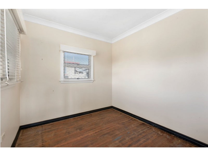 1 Doncaster Street, Newtown QLD 4350