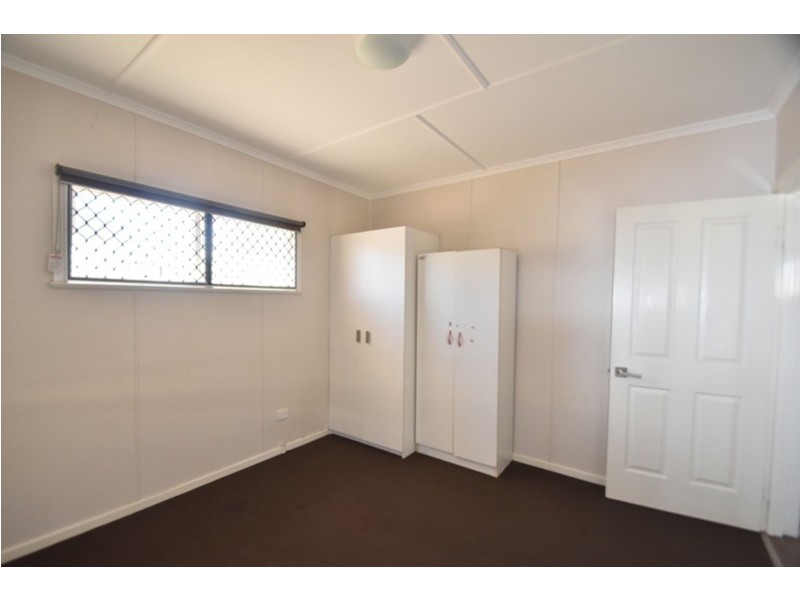 31 Weetwood Street, Newtown QLD 4350