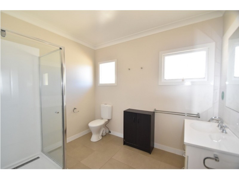 31 Weetwood Street, Newtown QLD 4350