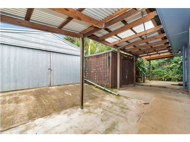 5 Greyfriars Street, Rockville QLD 4350