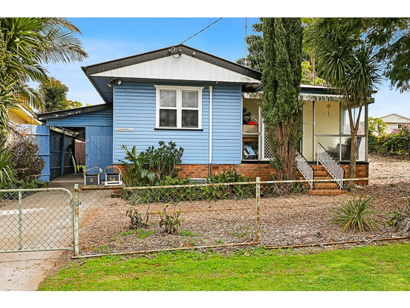 5 Greyfriars Street, Rockville QLD 4350