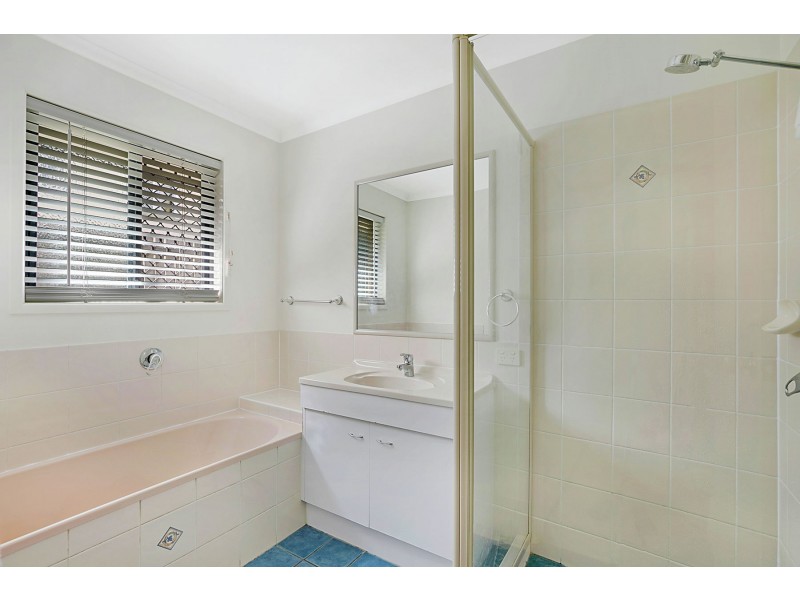 33 Doyle Street, Harlaxton QLD 4350