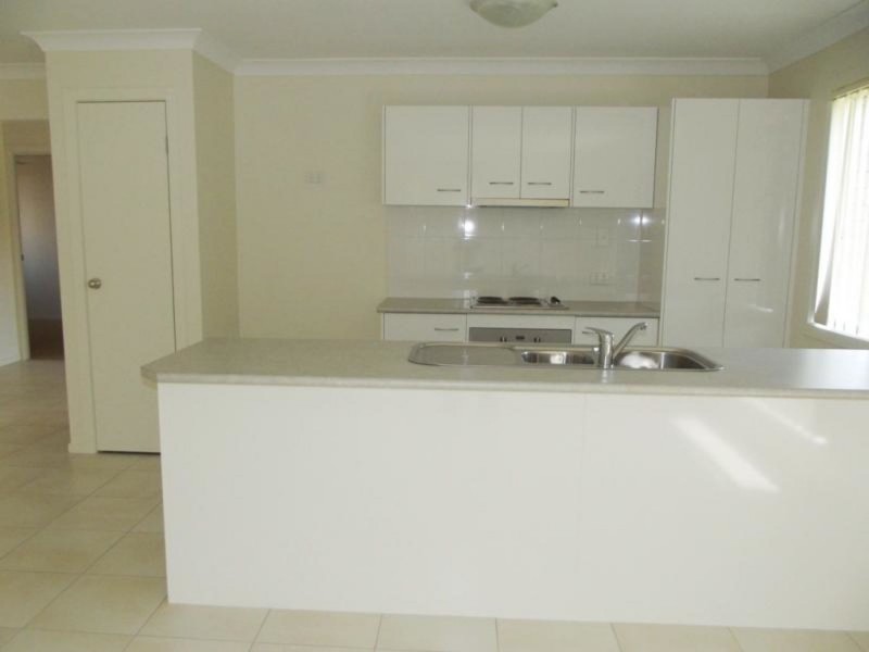 11 McMorrow Street, Kearneys Spring QLD 4350