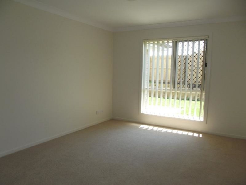 11 McMorrow Street, Kearneys Spring QLD 4350