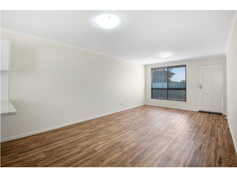 2/15 Edith Street, Newtown QLD 4350