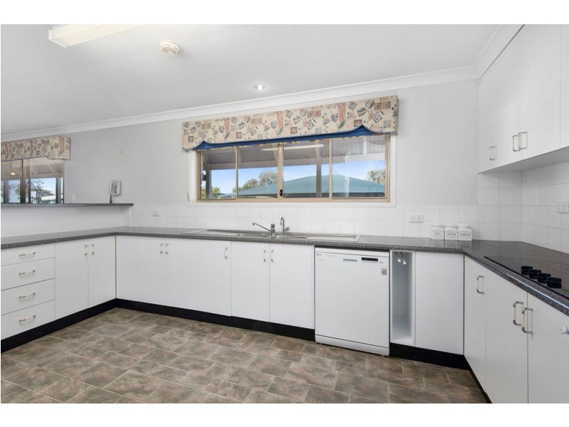 472 Wyreema-Athol Road, Umbiram QLD 4352