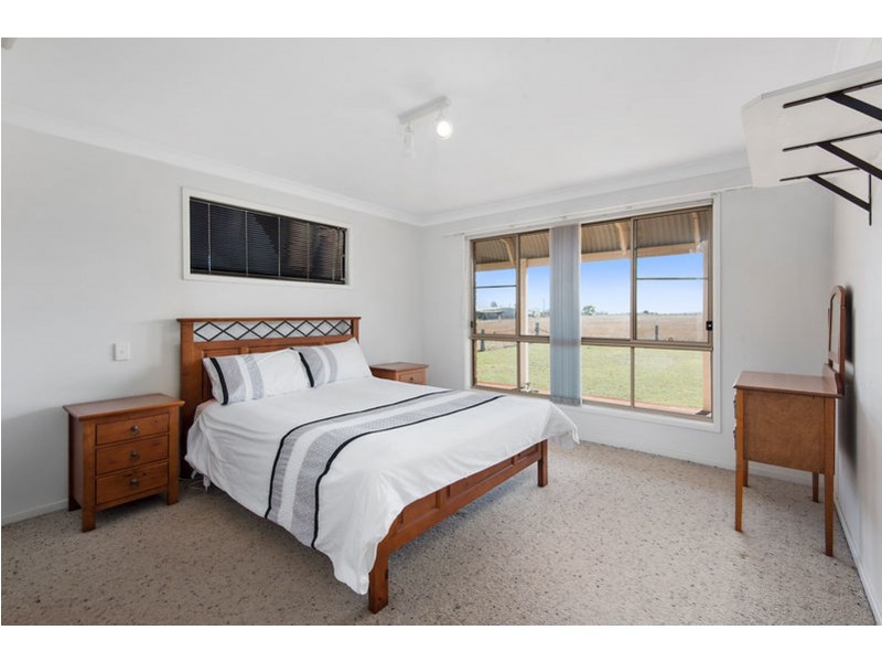 472 Wyreema-Athol Road, Umbiram QLD 4352