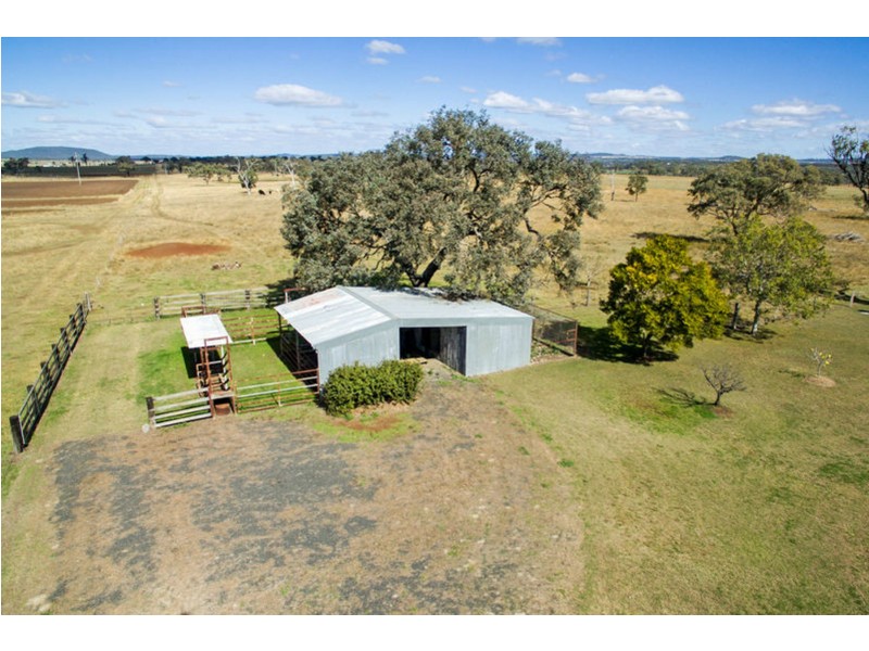 472 Wyreema-Athol Road, Umbiram QLD 4352
