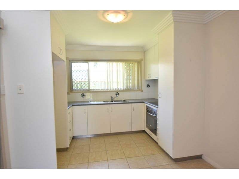 4/1 Seaton Street, South Toowoomba QLD 4350