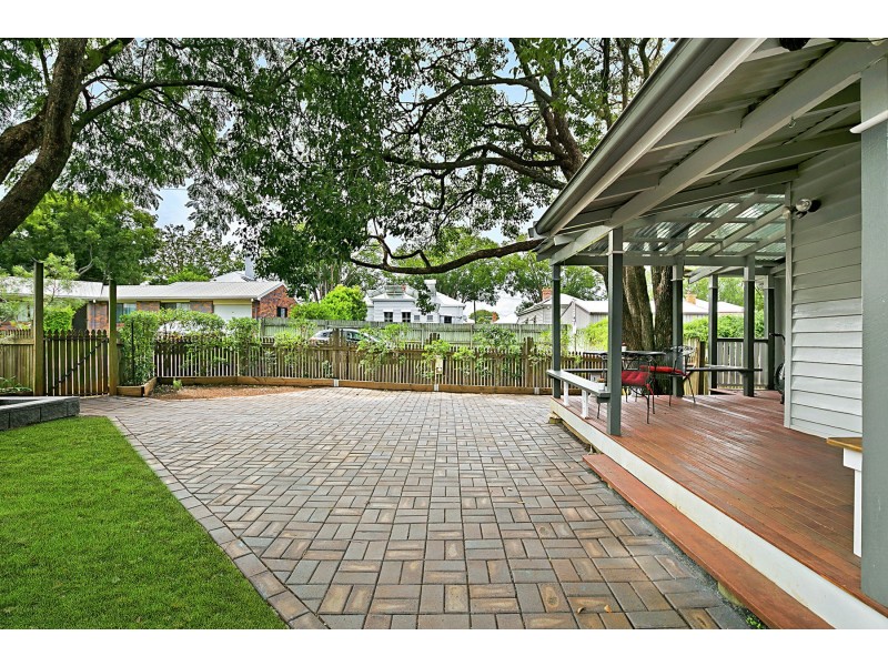 2 Laurel Lane, Toowoomba City QLD 4350