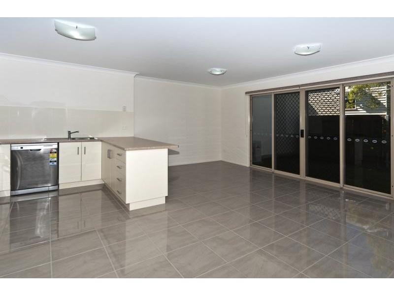 2/74 Ipswich Street, East Toowoomba QLD 4350